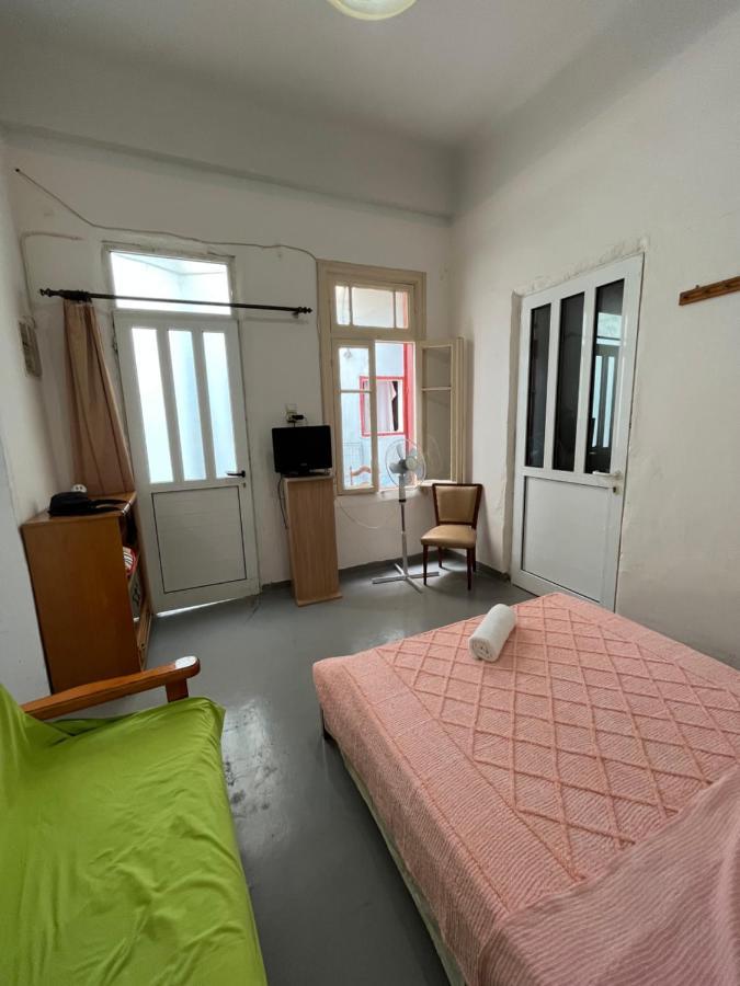 Ngm . Home Pireus Exteriör bild
